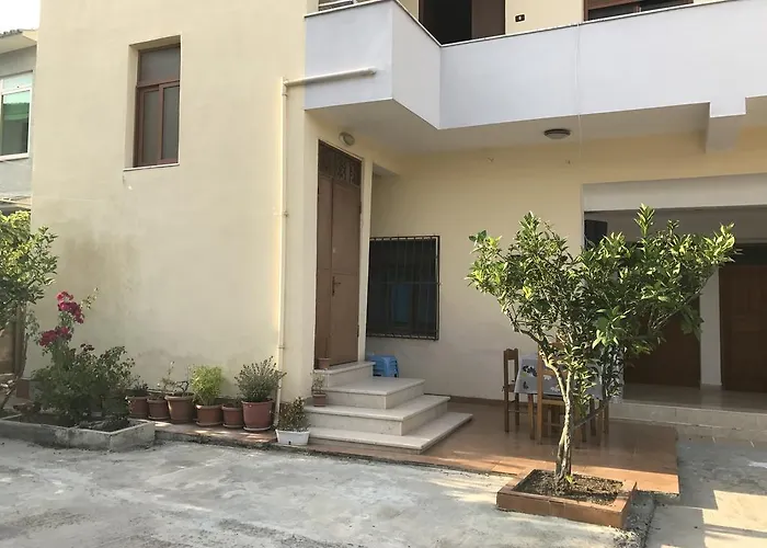 Fati Guest House